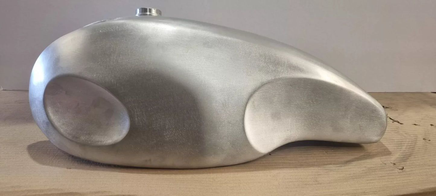 LYTA TRITON Featherbed Wideline Manx Style 3.5 Gal Alloy Fuel Tank