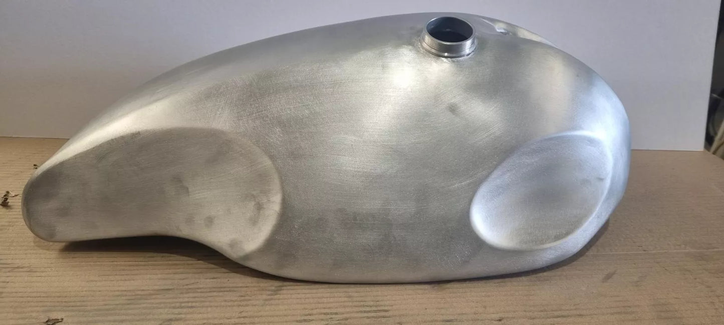 LYTA TRITON Featherbed Wideline Manx Style 3.5 Gal Alloy Fuel Tank
